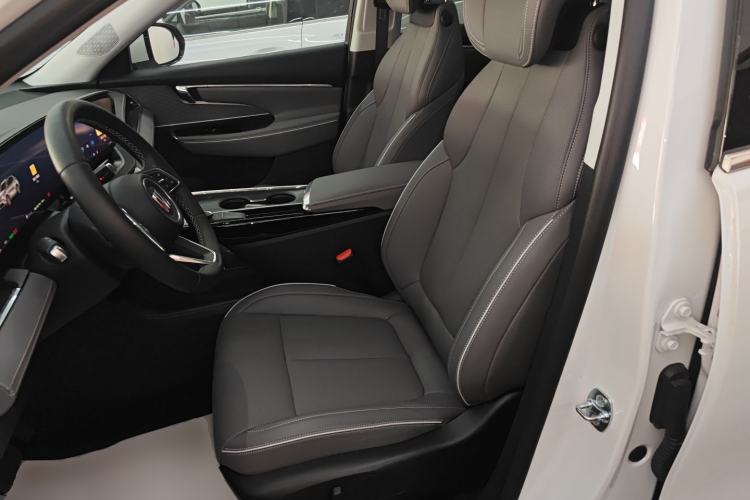 Used Buick E5 2025 Model 620KM Prestige Edition