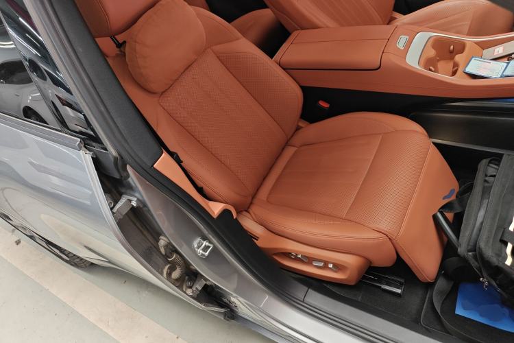 Used ONVO L60 2024 60 kWh Rear-Drive Version