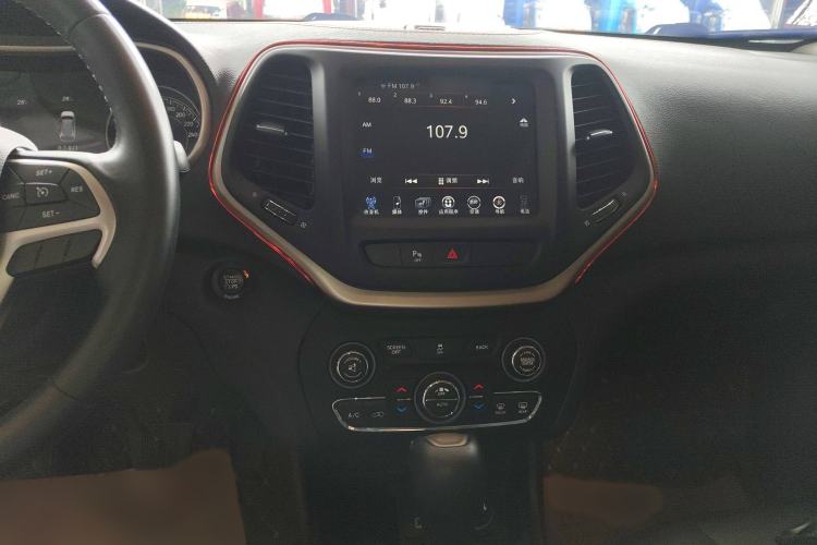 Used  Cherokee 2016 2.0L Superior Edition
