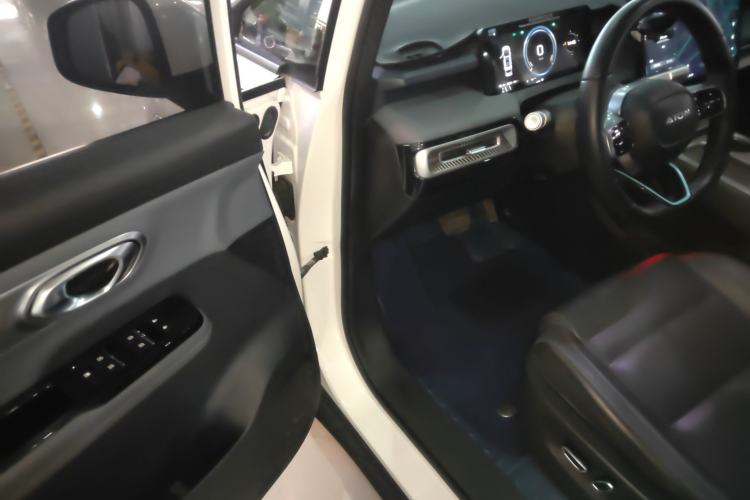 Used AION Y 2022 Plus 70 Smart Edition