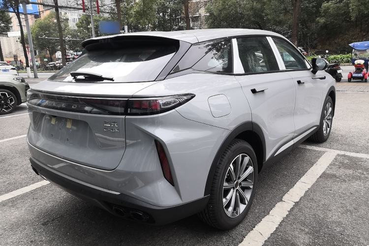 Used  Stellar C-DM 2025 100 Long-Range Plus Two-Wheel Drive
