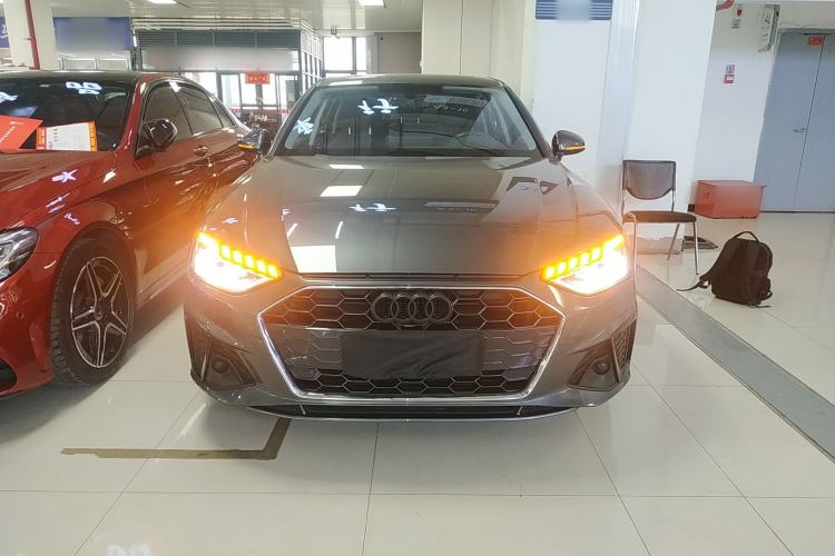 Used Audi A4L 2022 40 TFSI Fashion Dynamic Model
