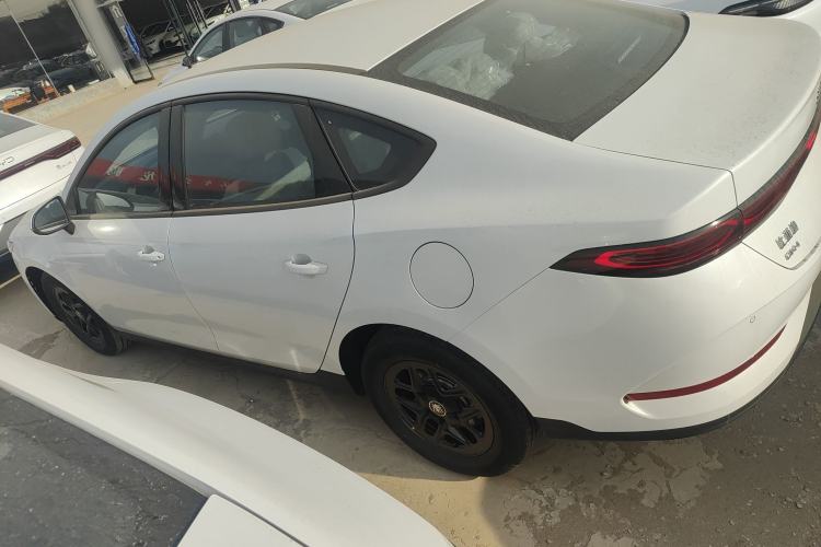 Used BYD Qin PLUS 2025 DM-i Smart Drive 55KM Leading Model
