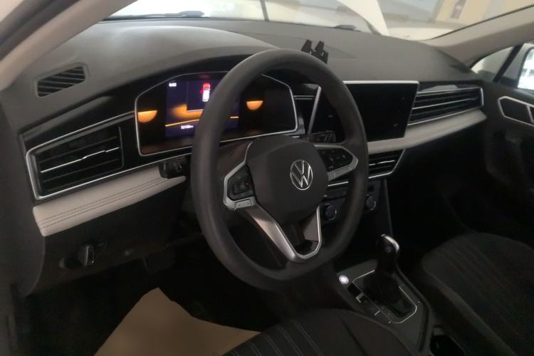 Used Volkswagen Tiguan L 2022 330TSI Automatic Two-Wheel Drive Comfort Edition
