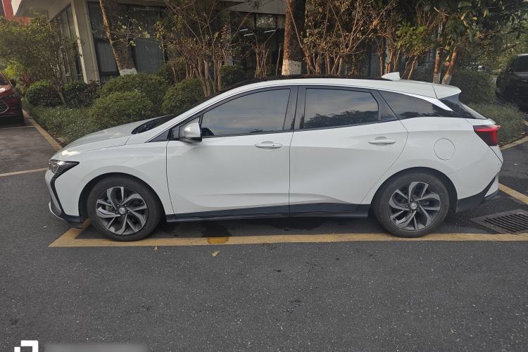 Used Buick Velite 6 2020 Plug-in Hybrid Connected Smart Edition
