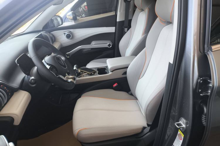 Used BYD Yuan PLUS 2024 Honor Edition 430KM Beyond Model
