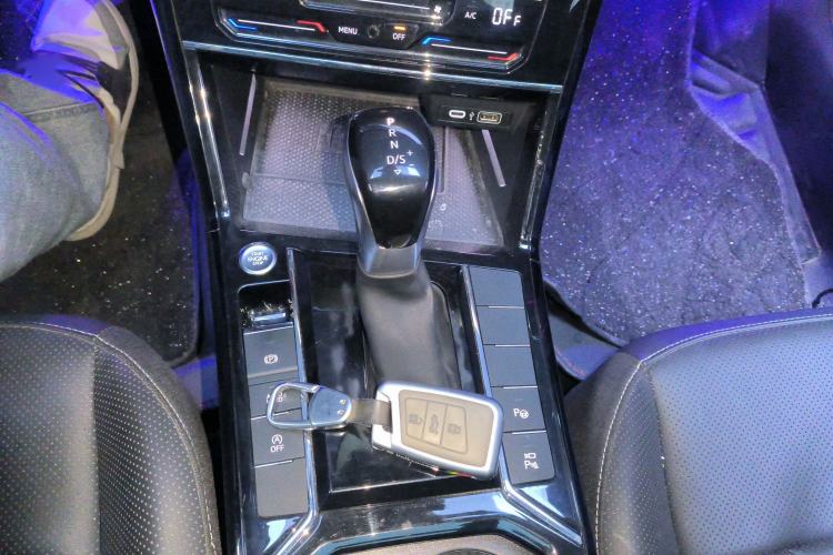 Used Volkswagen Passat 2024 380TSI Starry Luxury Edition
