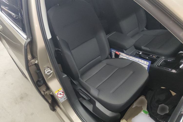 Used Volkswagen Golf 2015 1.6L Automatic Comfort Model
