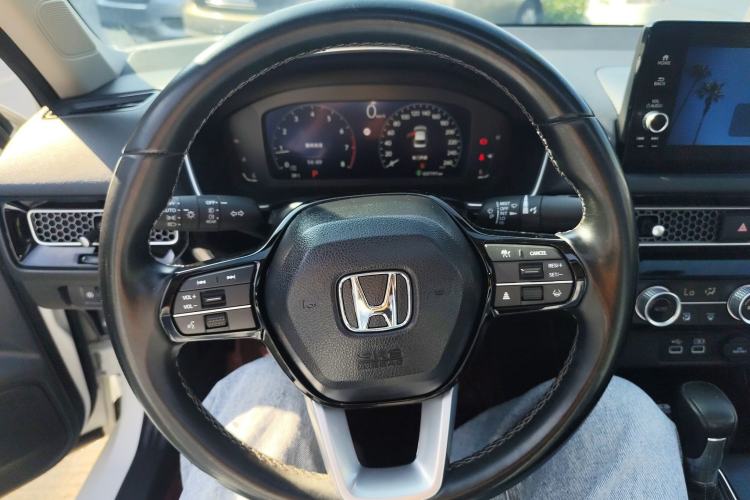 Used Honda Civic 2022 240TURBO CVT Dynamic Control Version
