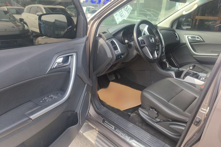 Used JMC Yusheng S350 2013 2.4T Automatic 2WD Diesel Luxury Edition 5 Seats
