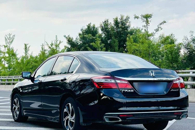 Used Honda Accord 2016 2.0L Comfort Edition
