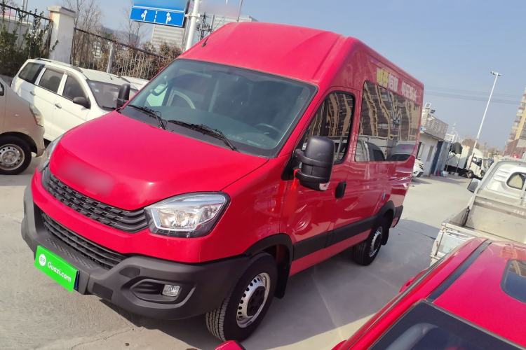 Used Iveco Eurocargo 2021 2.0T Manual Super-Rui Short Wheelbase High-Roof Side-Sliding Door F1A
