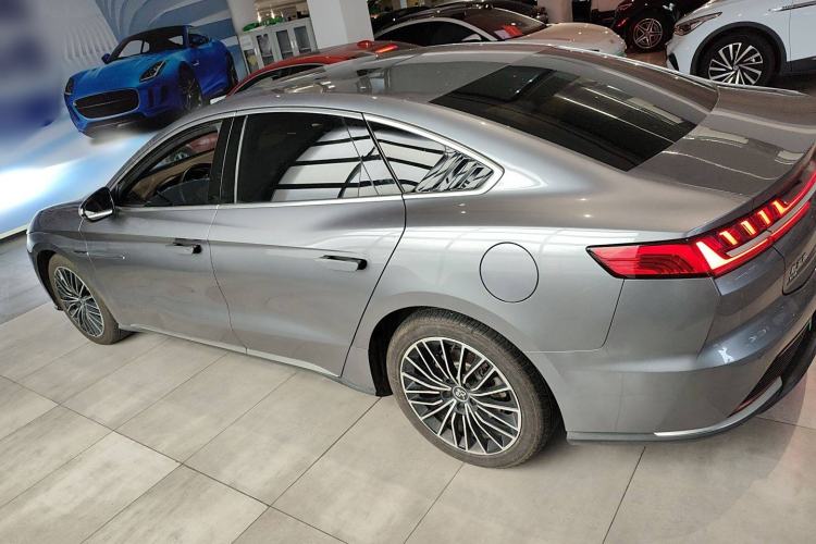 Used BYD Han 2020 EV Long-Range Luxury Model
