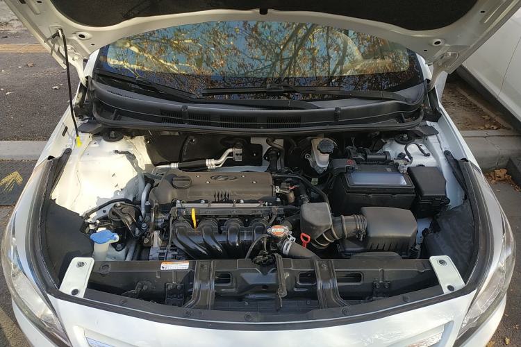 Used Hyundai Verna Ray 2016 1.4L Automatic Leading-Edge GLX