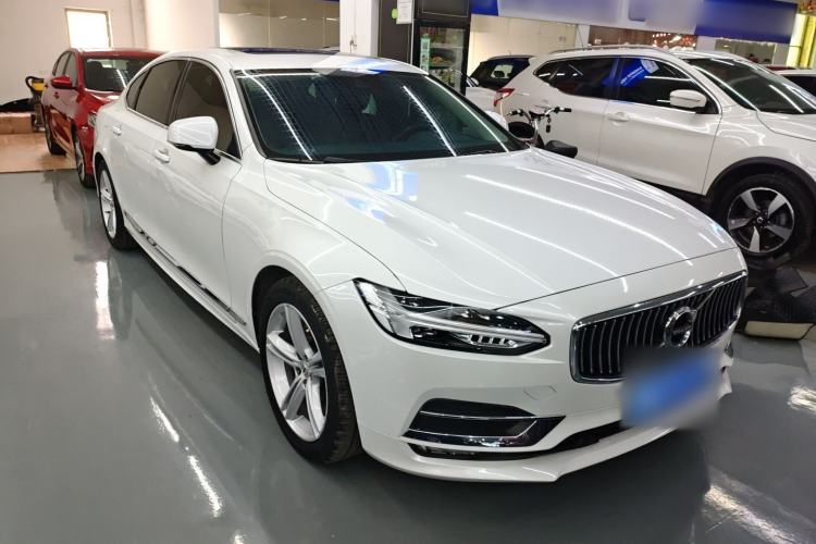 Used Volvo S90 2020 T5 Zhiyi Luxury Edition
