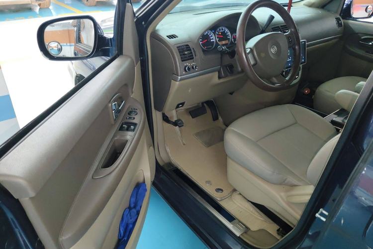 Used Buick GL8 2014 2.4L Classic Edition
