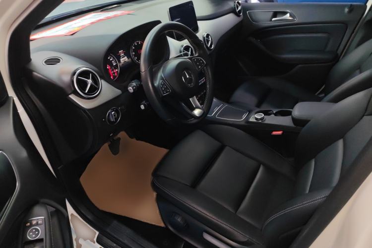 Used Mercedes-Benz B-Class 2017 B 200 Sport Edition
