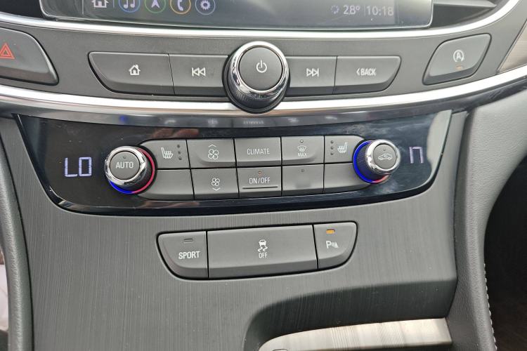 Used Buick LaCrosse 2021 652T Luxury Model
