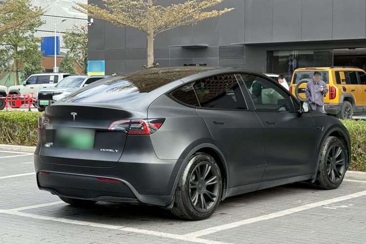 Used Tesla Model Y 2023 Rear-Wheel-Drive Version