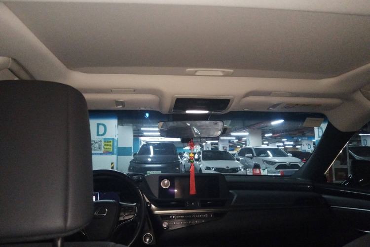 Used Lexus ES 2020 200 Excellence Edition
