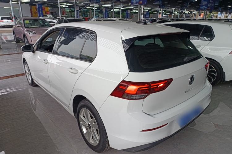 Used Volkswagen Golf 2023 200TSI DSG
