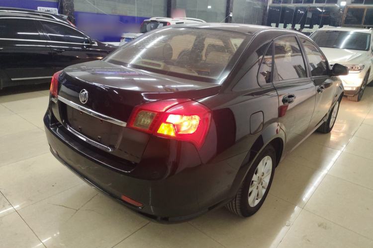 Used Buick Excelle 2015 1.5L Manual Classic Trim
