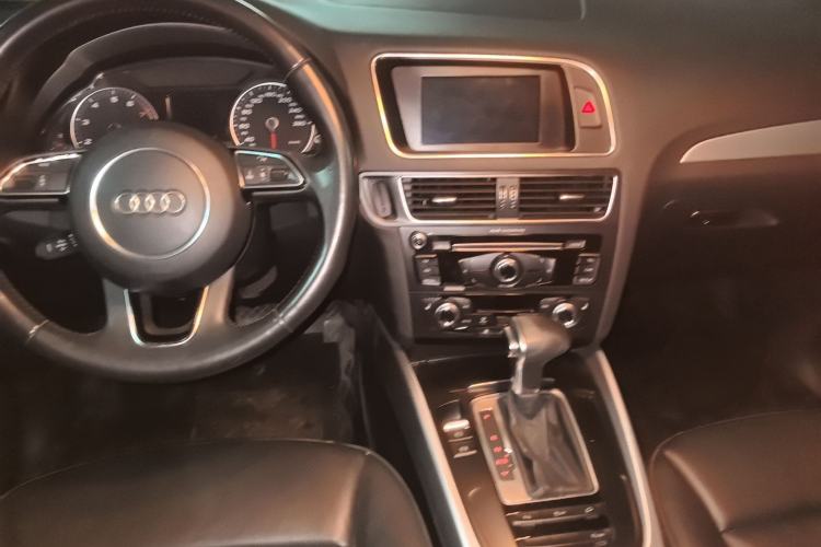 Used Audi Q5 2015 40 TFSI Technology Edition
