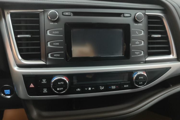 Used Toyota Highlander 2018 2.0T Four-Wheel Drive Luxury Version 7 Seats China VI Standard