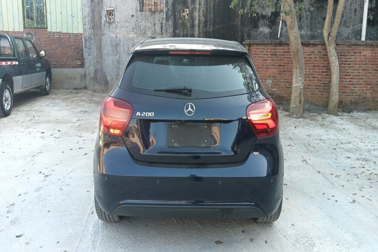 Used Mercedes-Benz A-Class (Import) 2017 Revised A 200 Dynamic Edition
