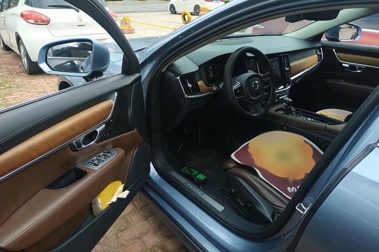 Used Volvo S90 2020 T5 Zhiyuan Luxury Edition
