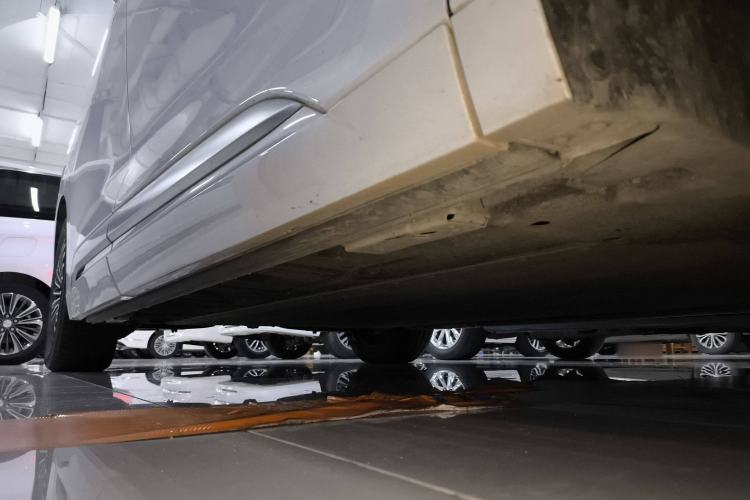 Used Denza D9 2022 EV 600 Four-Wheel Drive Flagship Model
