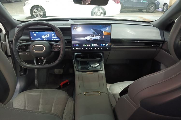 Used Lynk & Co 07 2024 EM-P 126 Long-Range Ultra