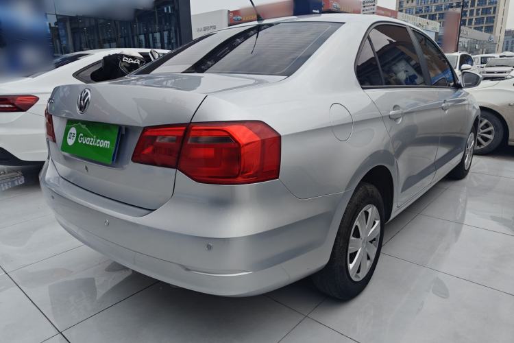 Used Volkswagen Jetta 2015 Value Edition 1.6L Manual Fashionable Style