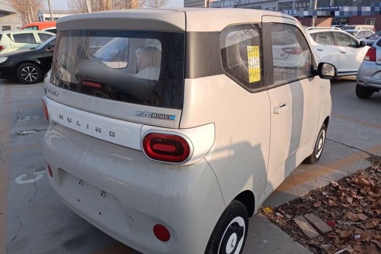 TDK.VehicleDetails.img