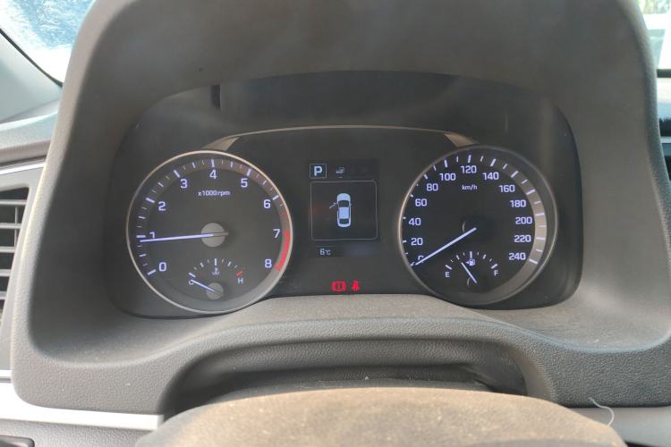 Used Hyundai Elantra 2018 1.6L Automatic 15th Anniversary Special Edition
