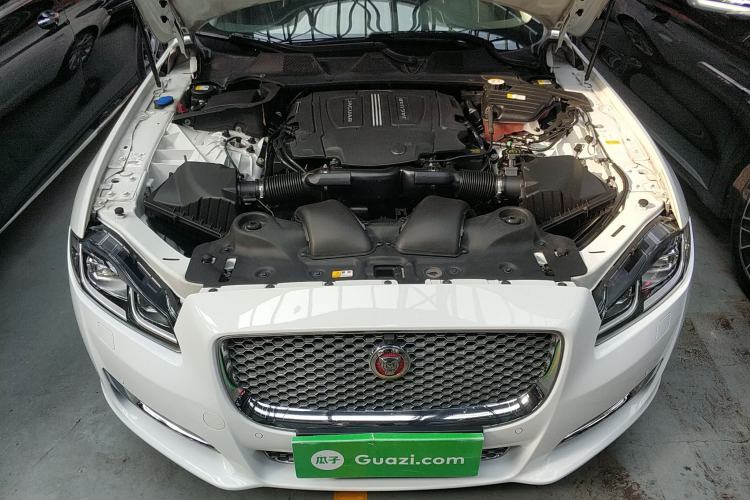 Used Jaguar XJ 2016 XJL 3.0 SC Four-Wheel Drive Panoramic Business Edition