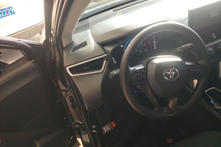 Used Toyota Corolla Cross 2023 2.0L Pioneer Edition
