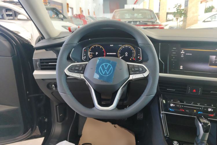 Used Volkswagen Passat 2026 Model, Outstanding 380TSI Xingkong Longteng Edition
