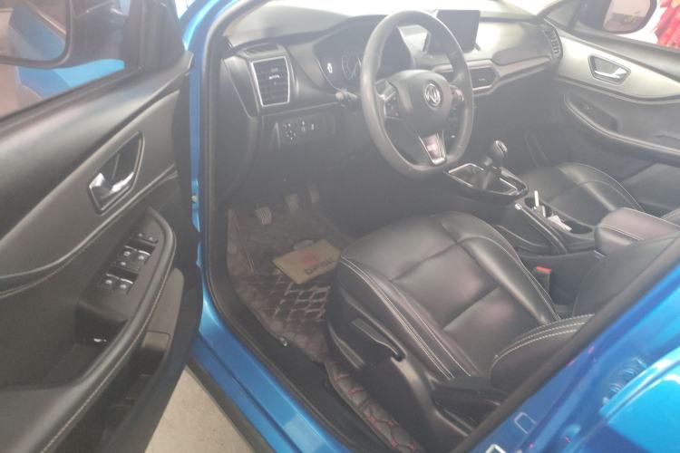 Used Dongfeng Fengon S560 2018 1.8L Manual Comfort 5-Seater China V Standard
