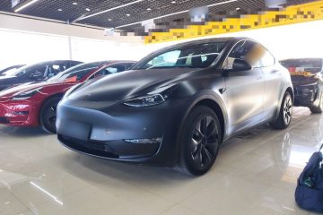 Used Tesla Model Y 2023 Long-Range All-Wheel-Drive Version