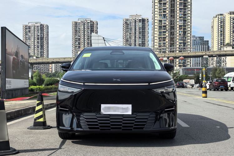 Used XPeng X9 2025 740 Ultra-Long Range Max
