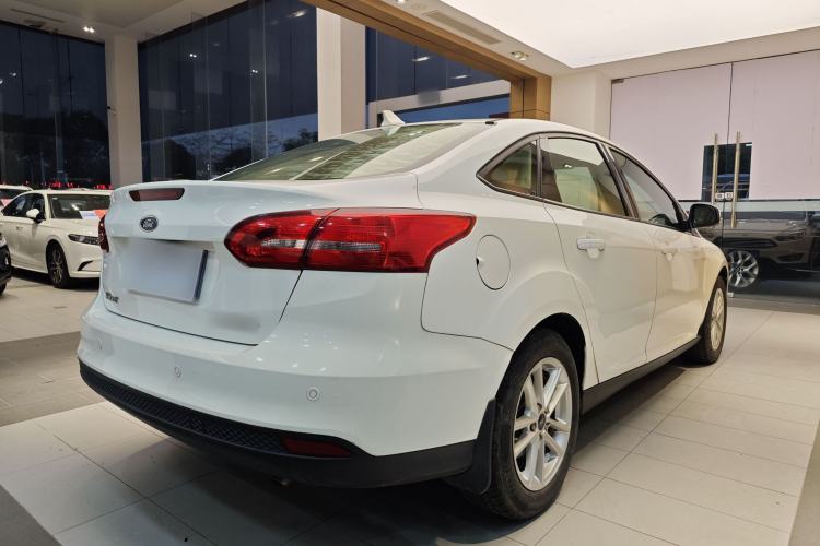 Used Ford Focus 2017 Sedan 1.6L Automatic Fashion Edition Smart Drive Version