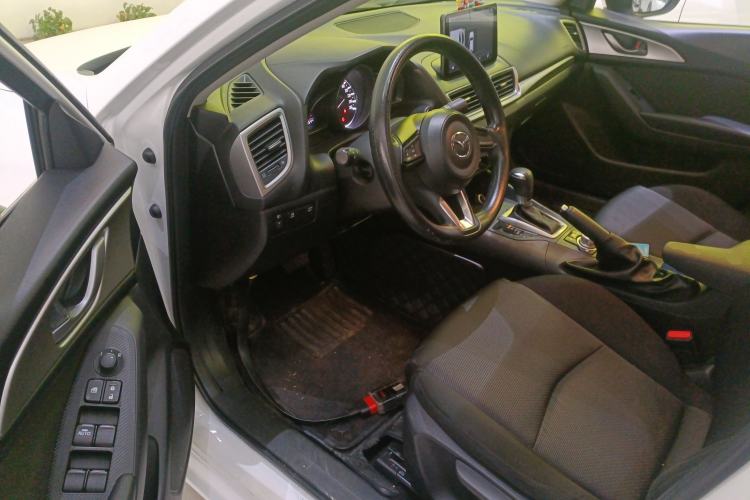 Used Mazda Mazda 3 Axela 2017 Sedan 1.5L Automatic Comfort Model Emission Standard China V
