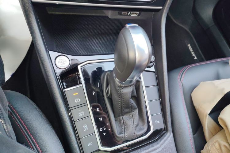 Used Volkswagen Lavida 2024 300TSI DSG Starry Sky Leading Edition
