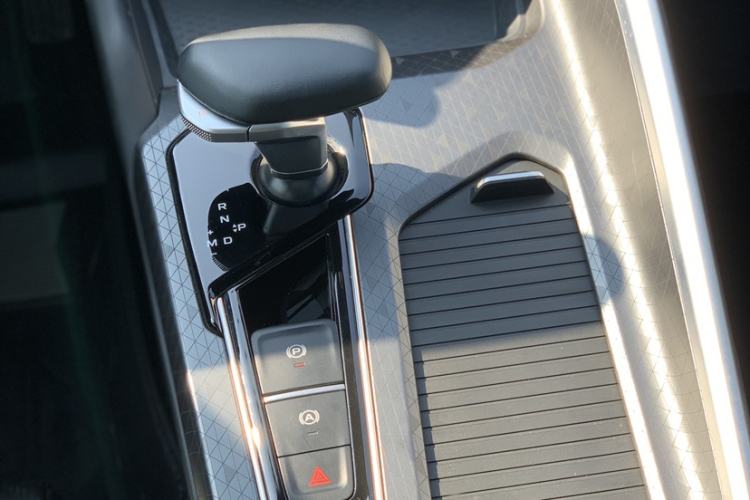 Used Geely Auto Preface 2023 1.5TD Fuyao Version
