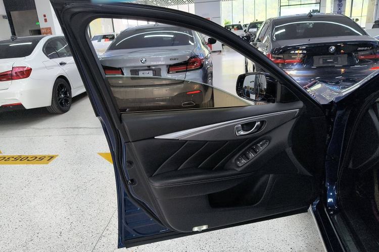 Used Infiniti Q50L 2016 2.0T Enjoyment Edition
