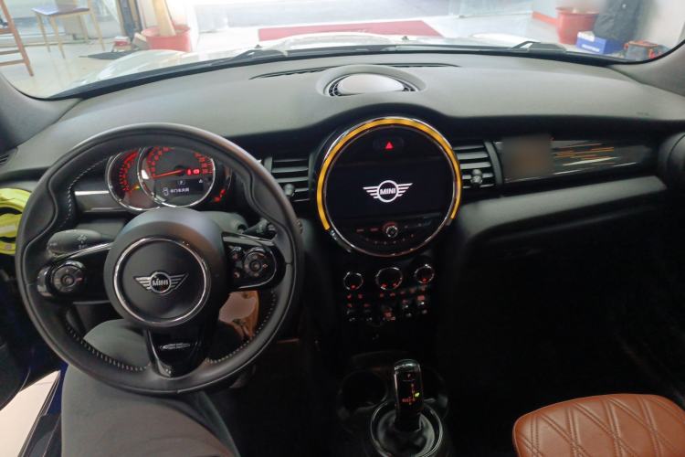 Used  MINI 2018 1.5T COOPER CABRIO Artist