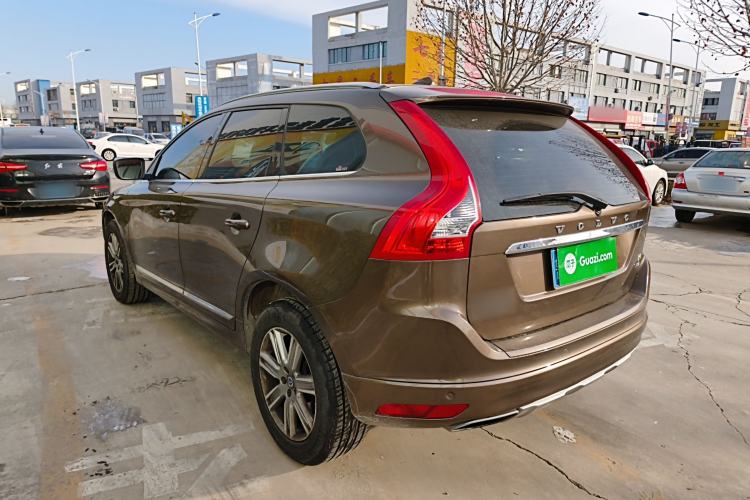 Used Volvo XC60 2017 T5 AWD Smart Range Edition
