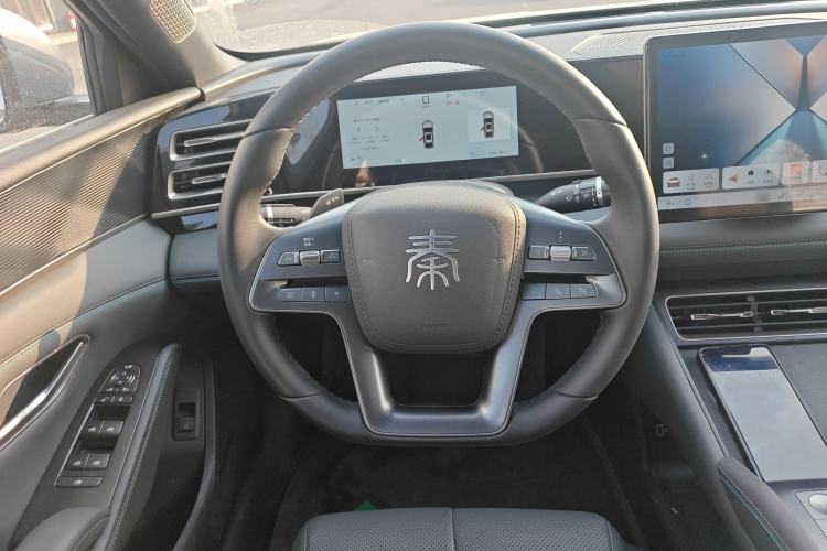 Used BYD Qin L 2025 DM-i Smart Drive 120KM Superior Model