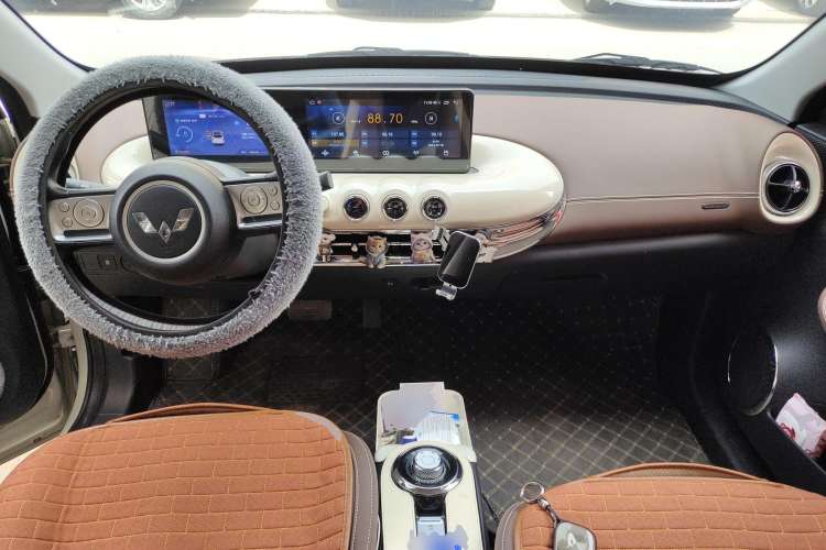 Used Wuling Bingo 2024 333 km Enjoyment Version
